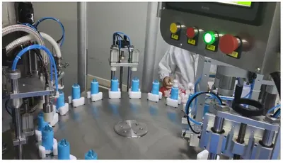 30-200ml Filling Small - Capacity Cosmetics Double - Head Rotary Filiing and Twisting Capping Machine
