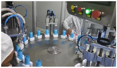 30-200ml Small Capacity Essential Oil Type Rotary Filling Machine Packaging Machine